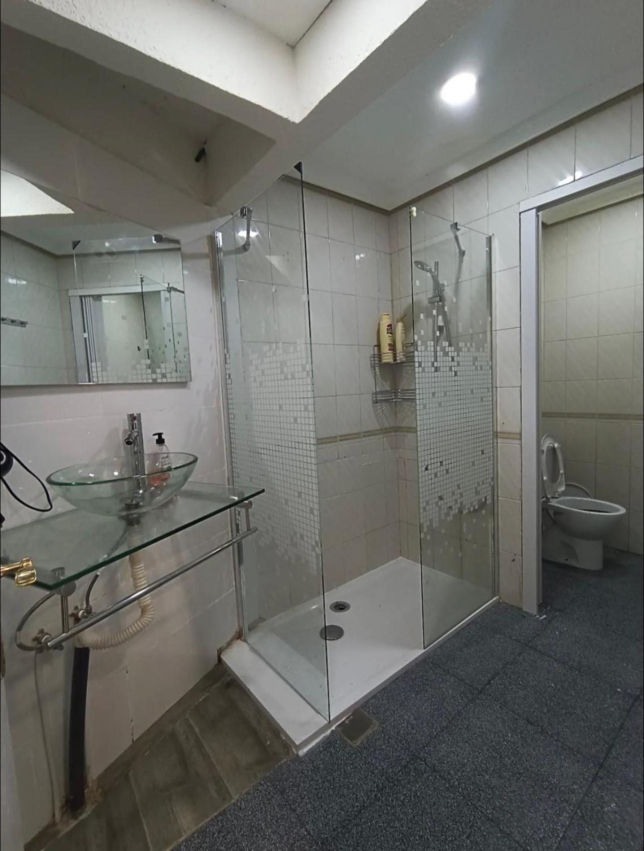Scrapboooking Hotel Madrid Bagian luar foto