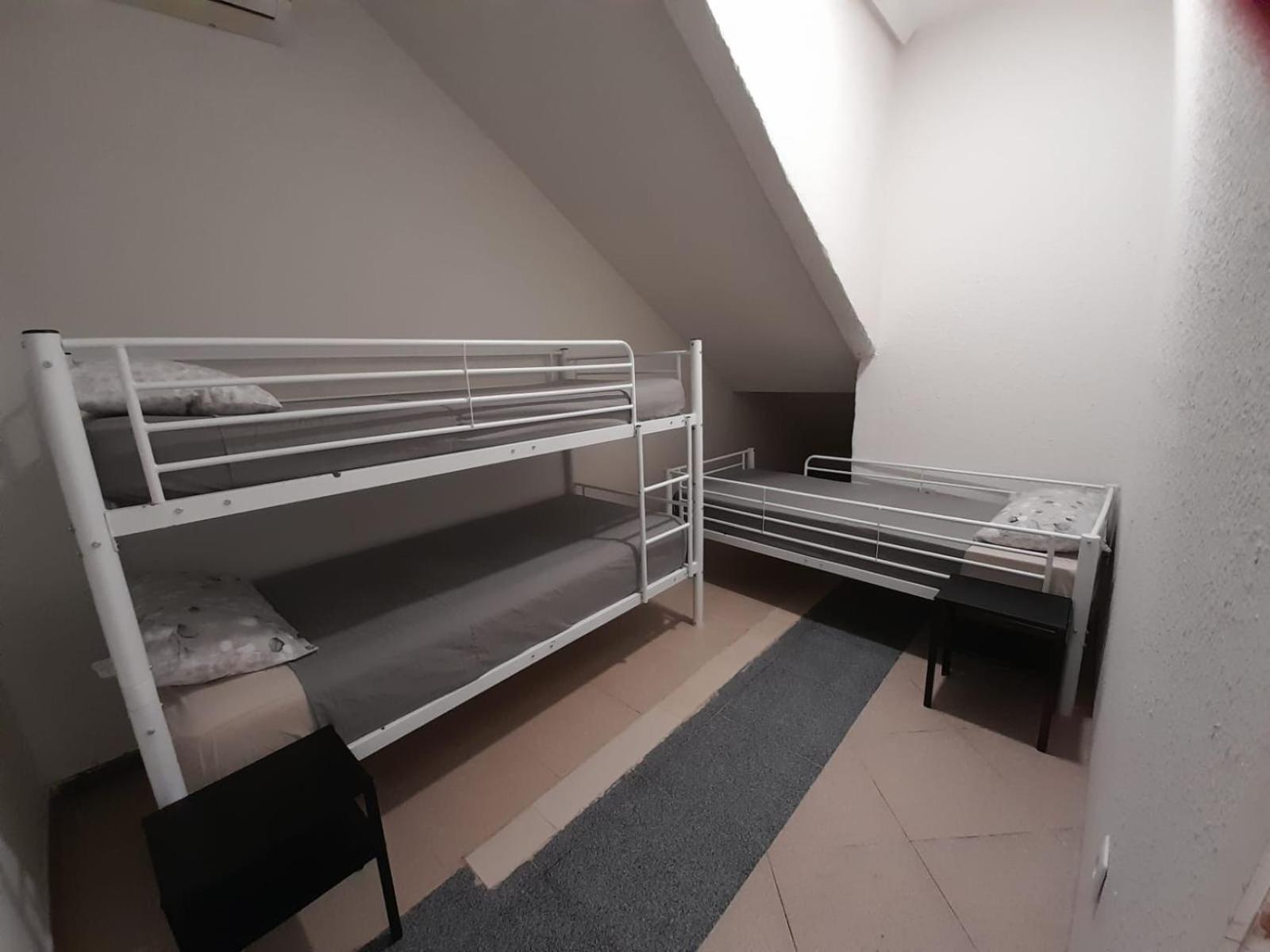 Scrapboooking Hotel Madrid Bagian luar foto