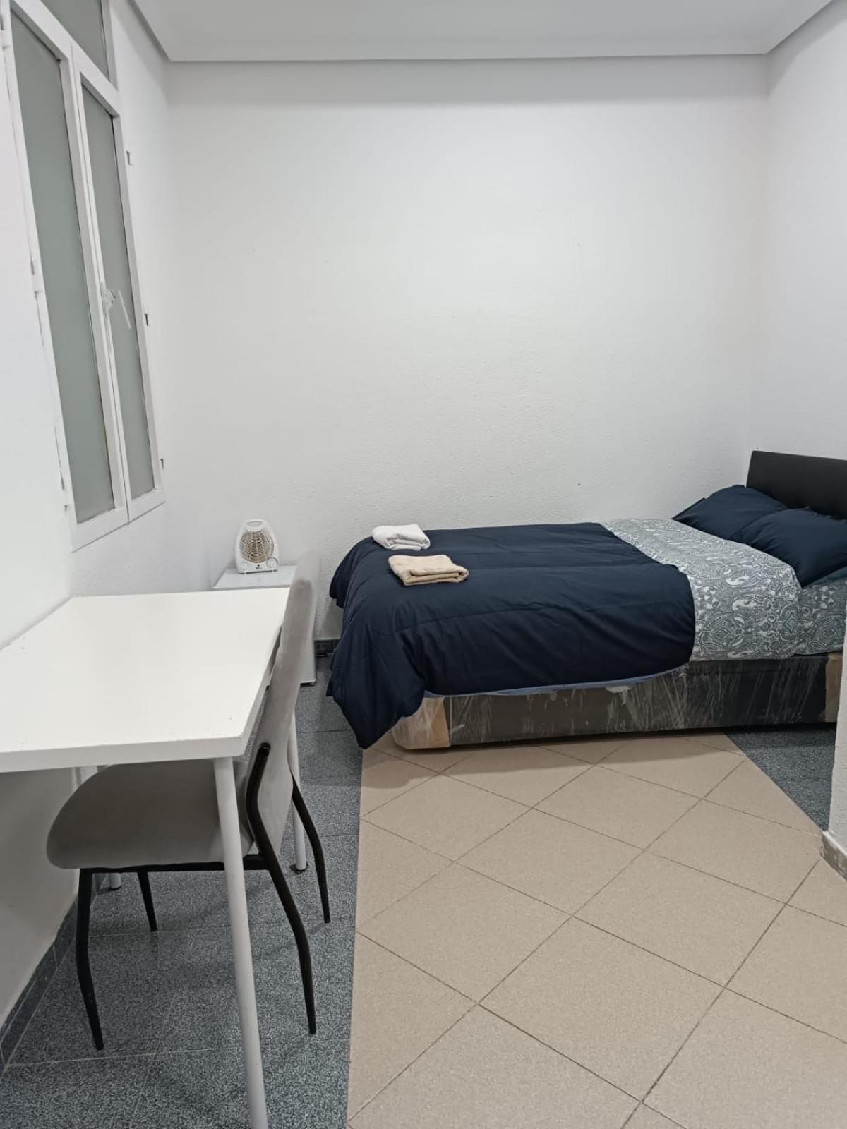 Scrapboooking Hotel Madrid Bagian luar foto
