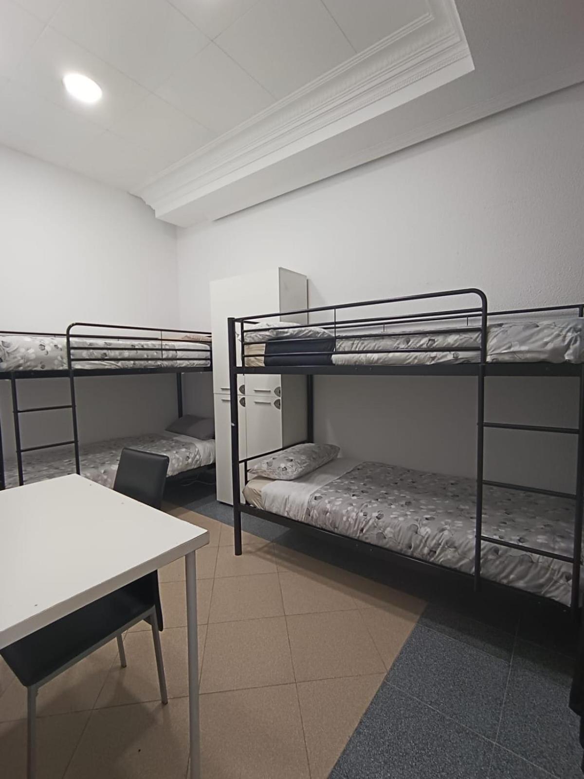 Scrapboooking Hotel Madrid Bagian luar foto
